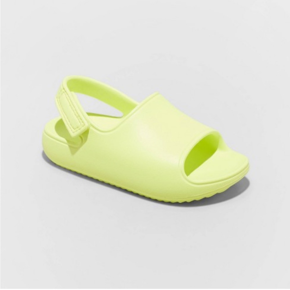Cat & Jack Slides Little kids Size 6 unisex